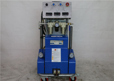 China Máquina automática do pulverizador da espuma de poliuretano com a bomba de impulsionador horizontal fornecedor